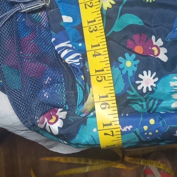 Vera bradley floral backpack - Picture 4 of 6